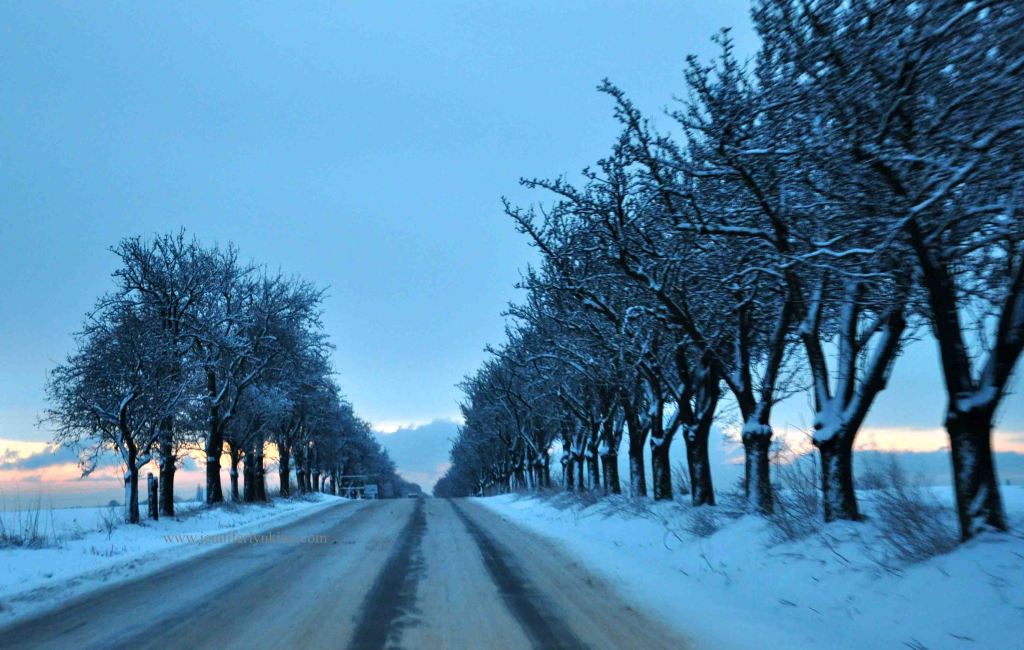 morning drive in the snow above Prague